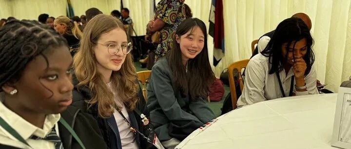 唯一的中国学校：当橄榄树的6个“i人”在Round Square被拆开分组后……