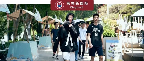 从华锐到卡内基梅隆、UCL、港大：两位毕业生，六年从“被动”到“主动”的成长答卷